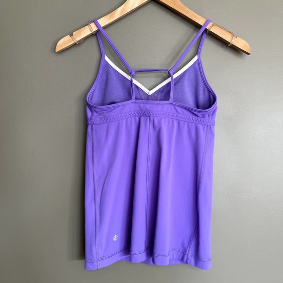 Lululemon Live Lightly Tank in Power Purple White Size 6 Gym‎ Athletic Sporty - Picture 12 of 16